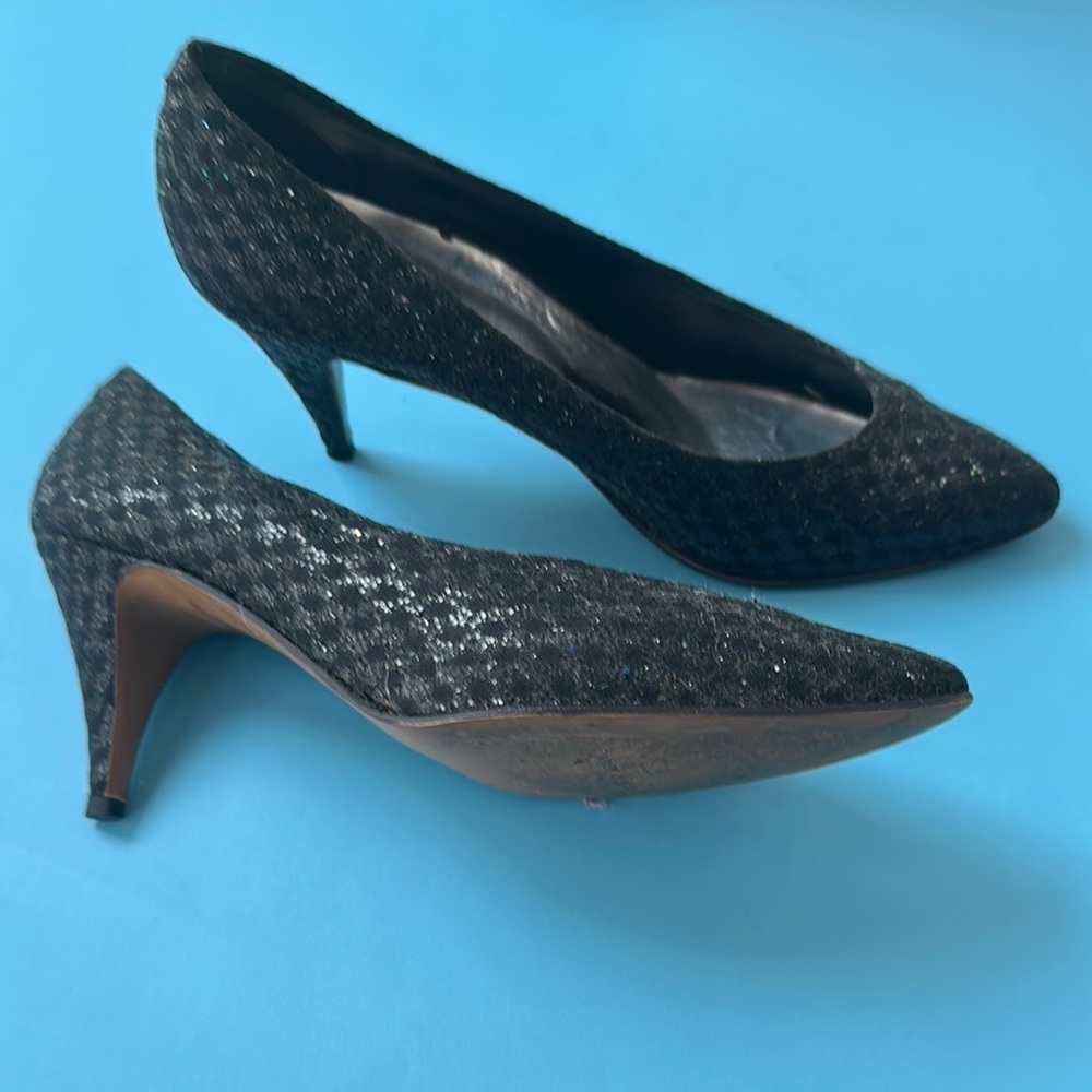 Source Unknown Black Textured Heels